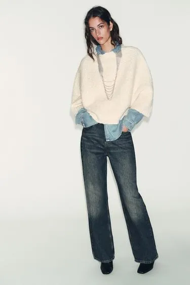 Свитер-накидка крупной вязки