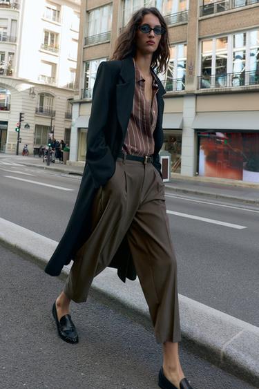 Zara Брюки с защипами и ремнем