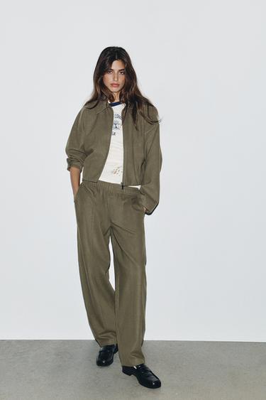 Zara Мягкий бомбер на молнии