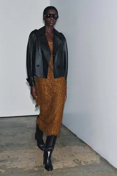 Кожаная куртка ZW COLLECTION LIMITED EDITION- Заказать в России