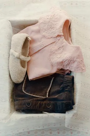 Вельветовая юбка ZARA с карманами и отделкой