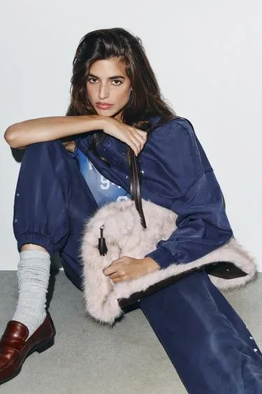 Макси-сумка из искусственного меха- Заказать в России