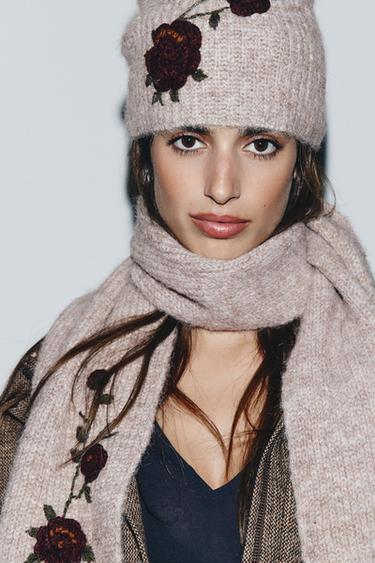 Zara Шарф с цветочной вышивкой