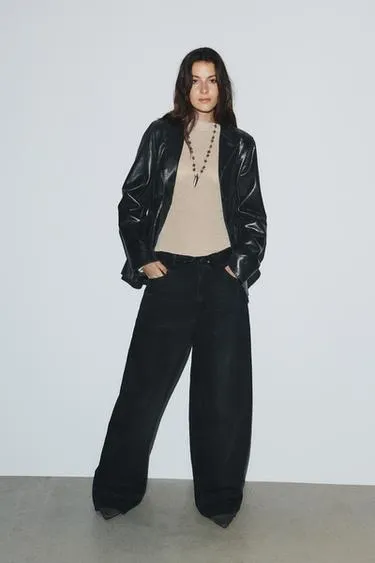 Джинсы TRF со средней посадкой и отворотом на поясе