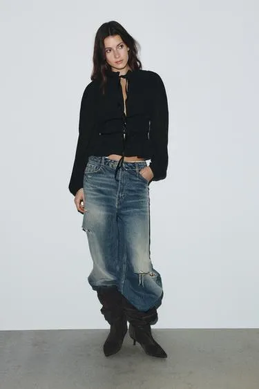 Блуза из крепа с бархатными бантами