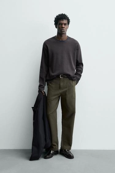 Полосатая футболка с контрастными деталями- Заказать в России