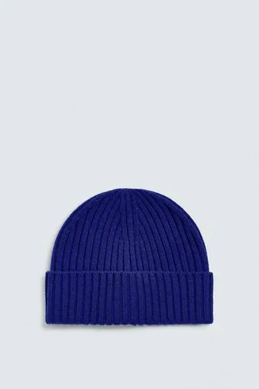 Шапка бини из смесовой шерсти