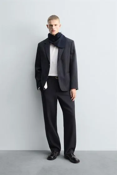 Блейзер в тонкую полоску из 100% шерсти, ограниченная серия