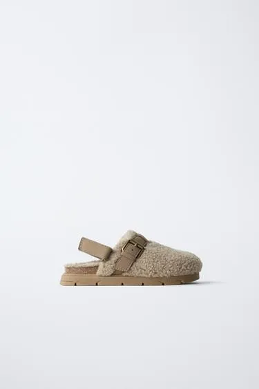 Сабо из искусственной овчины