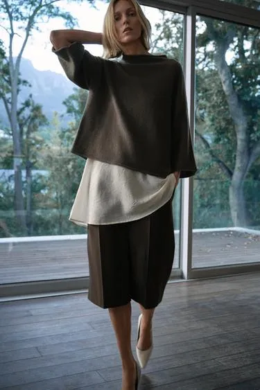 Свитер из шерсти с атласными деталями- Заказать в России