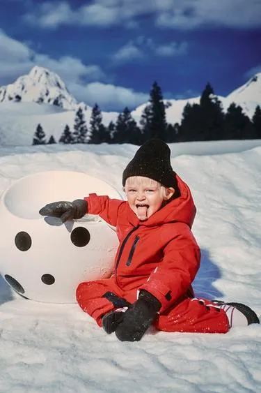Комбинезон-пуховик с цветными блоками, защищающий от воды и ветра- Заказать в России
