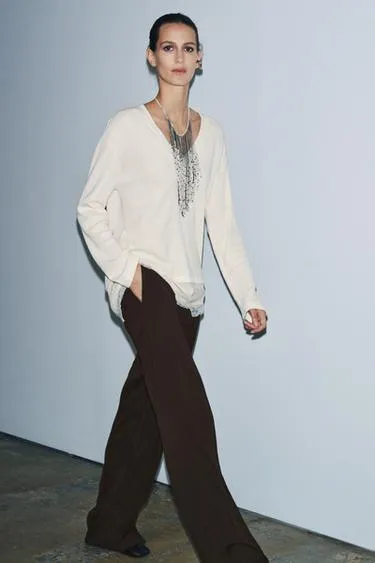 Футболка с контрастным кружевом- Заказать в России