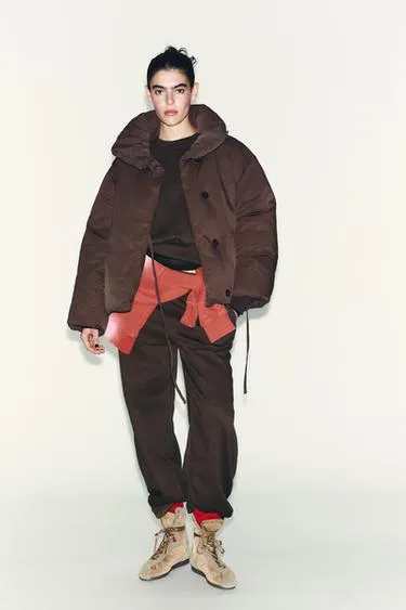 Короткая стеганая куртка WATER AND WIND PROTECTION- Заказать в России