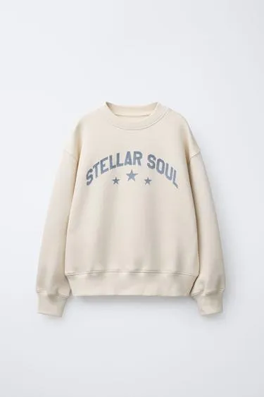 Толстовка с блестящими звездами