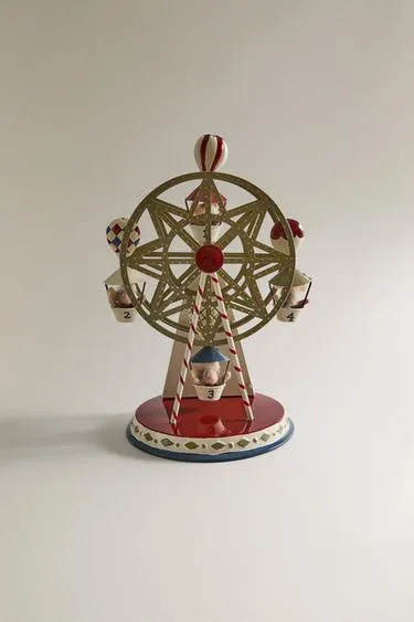 Музыкальное колесо обозрения в новогоднем стиле