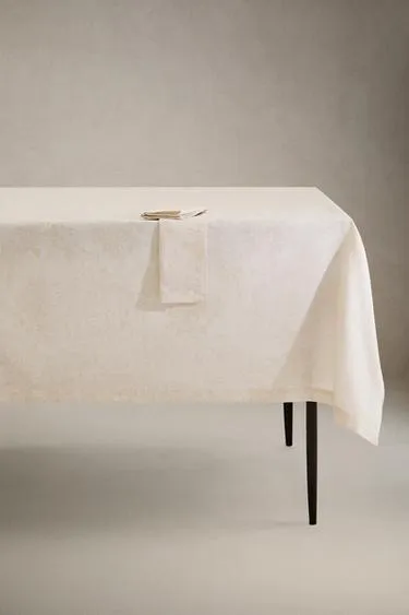 Столовое полотенце с новогодним цветочным узором из хлопка в золоченом обрамлении- Заказать в России