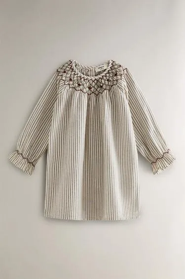 Детское ночное платье с полосками для рождества с оборками- Заказать в России