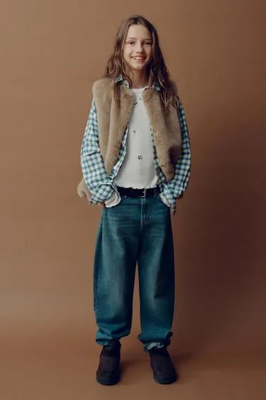 Жилет из искусственного меха