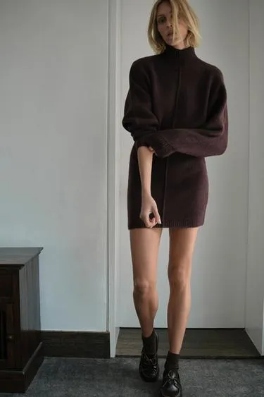 Мягкое вязаное платье до колена- Заказать в России