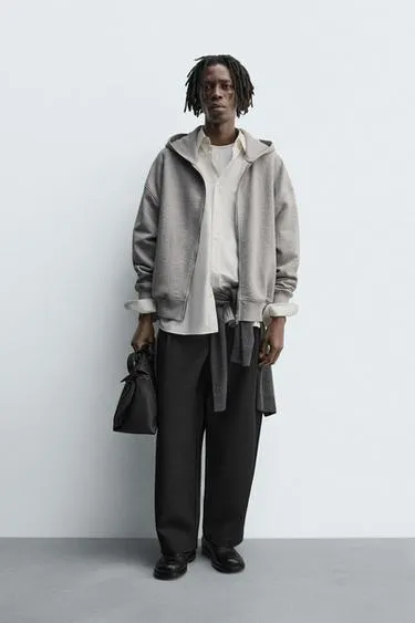 Толстовка с молнией и ярлыком- Заказать в России