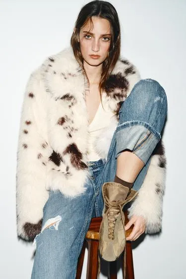 Спортивные ботинки