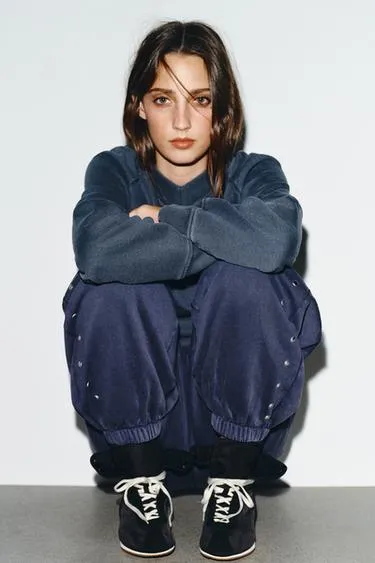 Спортивные ботинки