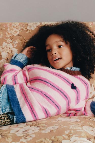 Zara Свитер с вышивкой и яркой полоской