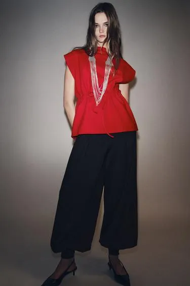 Жилет с мягким завязывающимся поясом