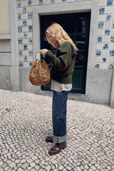 Zara Мягкий трикотажный свитер купить с доставкой.