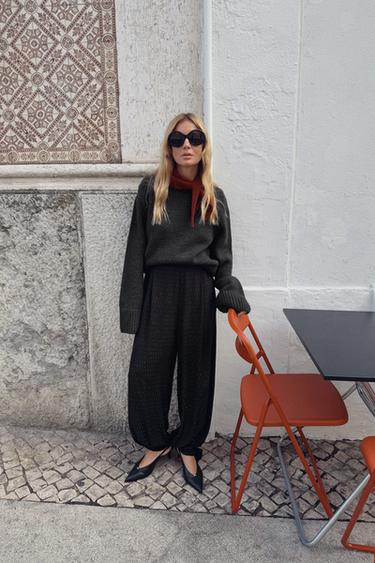 Zara Трикотажный свитер в рубчик