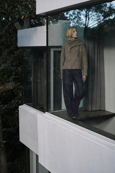 Zara Джемпер из вязаной ткани с шарфом