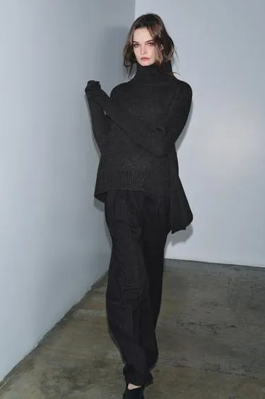 Джемпер из шерсти с асимметричным подолом- Заказать в России