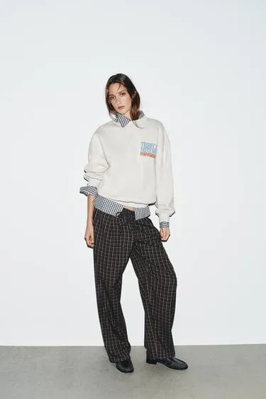 Брюки в пижамном стиле в клетку