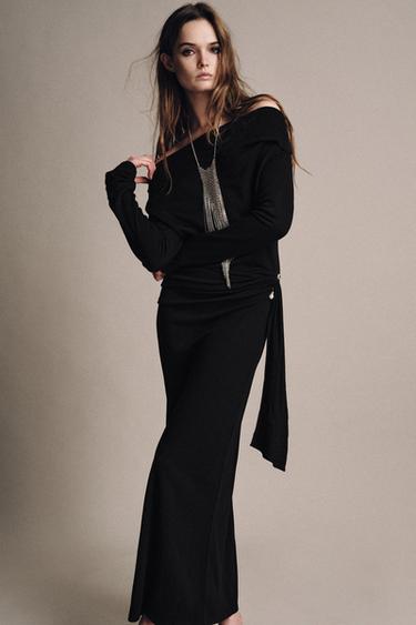 Zara Платье с мягкими складками и брошью