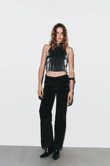 Эластичный топ с горловиной халтер- Заказать в России