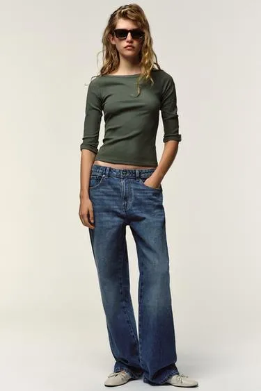 Рифленая футболка с пуговицами- Заказать в России