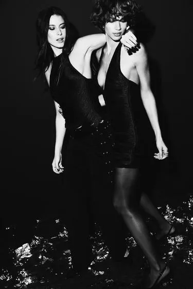 Топ с горловиной халтер и бахромой- Заказать в России