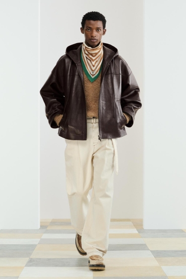 Zara Куртка из кожи