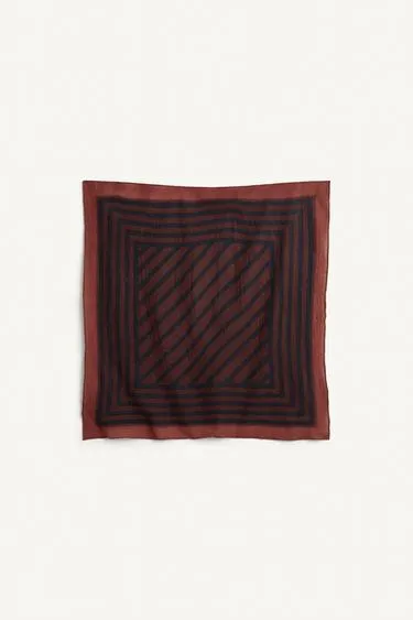 Шерстяной полосатый шарф