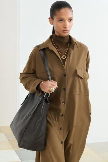 Золотое кольцо в форме овала (набор из двух штук)