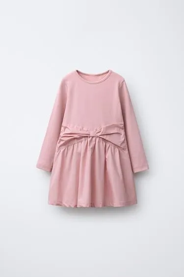 Комбинированное платье в рубчик с бантом