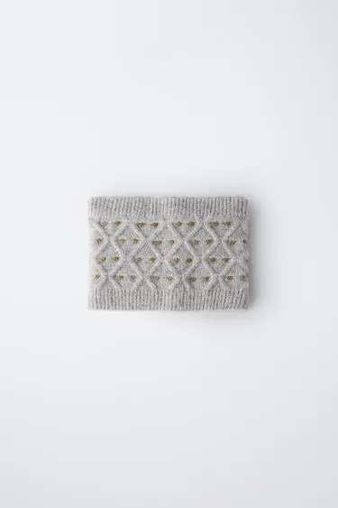 Трикотажный шарф-снуд в горошек