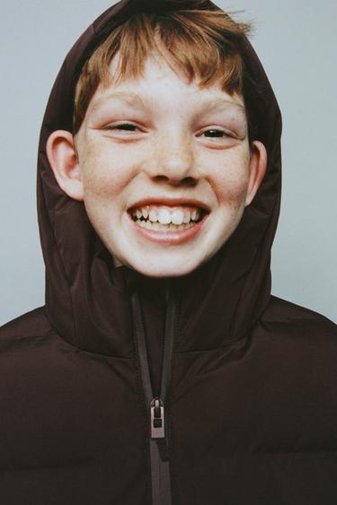 Zara Пуховик WATER REPELLENT с нашивкой