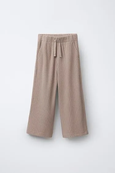 Брюки в рубчик из мягкой ткани