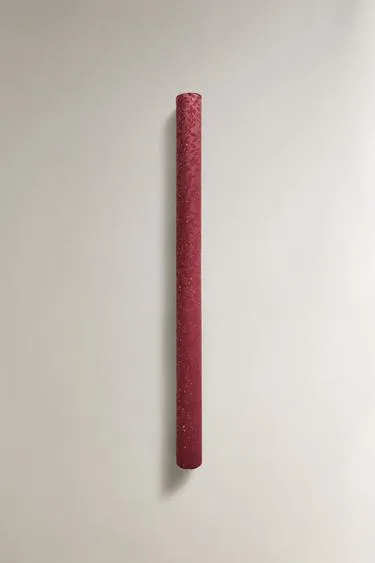 Бумажная упаковка с изображением омелы для рождественских подарков