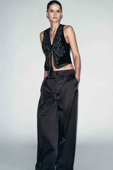 Бархатный жилет с вышивкой — ZW COLLECTION- Заказать в России