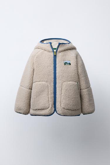 Zara Куртка из искусственной овчины с капюшоном и контрастными деталями