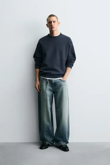 Свитер из мягкой рельефной ткани