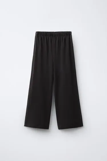 Широкие спортивные брюки