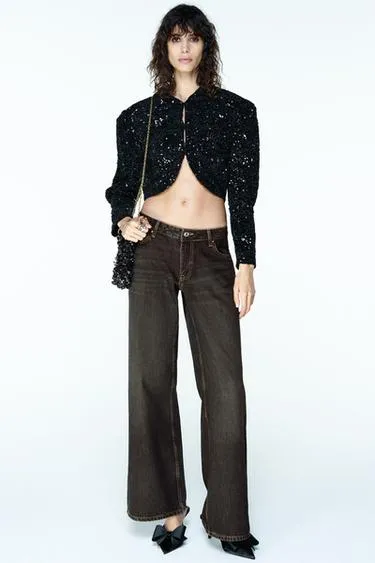 Куртка с объемными рукавами и пайетками- Заказать в России